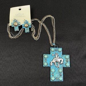 Da Vinci Necklace Earrings Set Cross Cowboy/Cowgirl Western Faux Turquoise